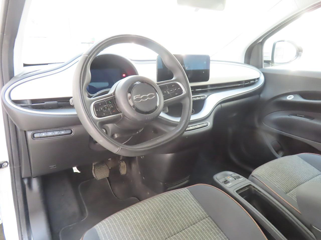 Foto 6 van Fiat 500-e