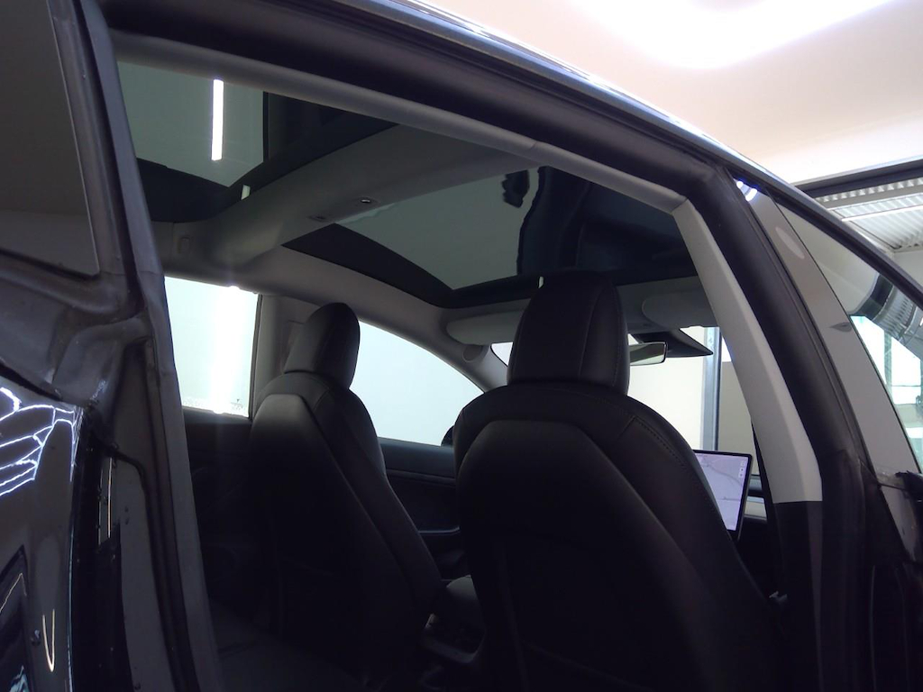 Foto 20 van Tesla Model 3