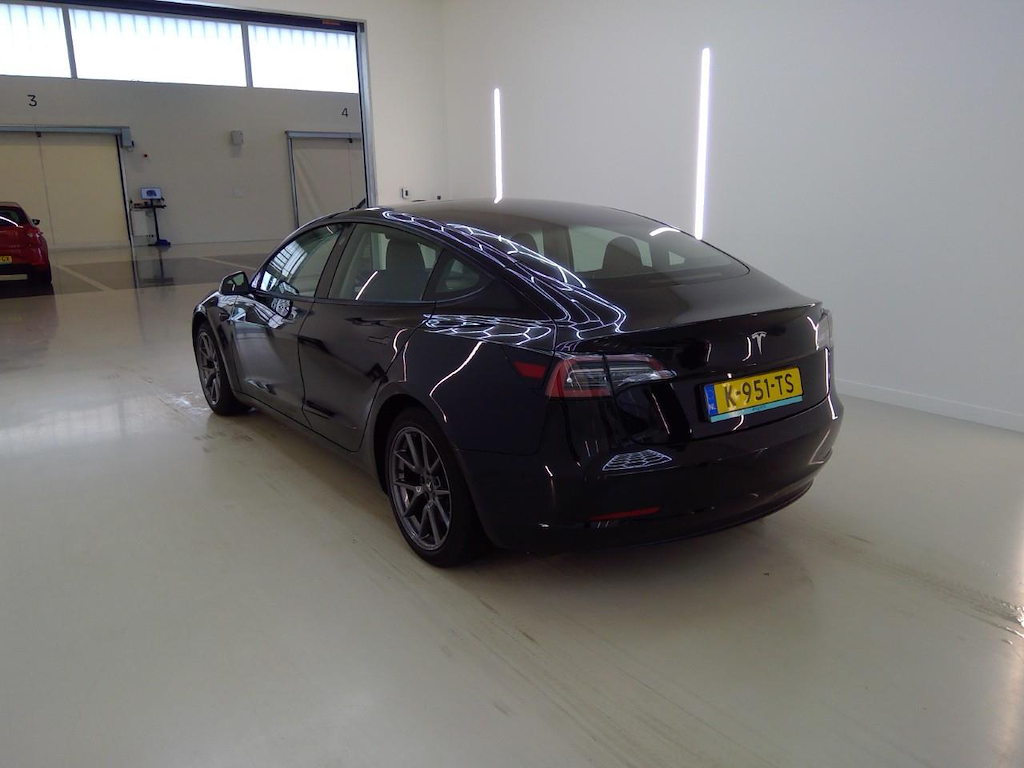 Foto 6 van Tesla Model 3