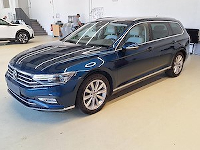 Kaufe VOLKSWAGEN PASSAT 2.0 TDI SCR MSQ VARIANT bei Ayvens Carmarket