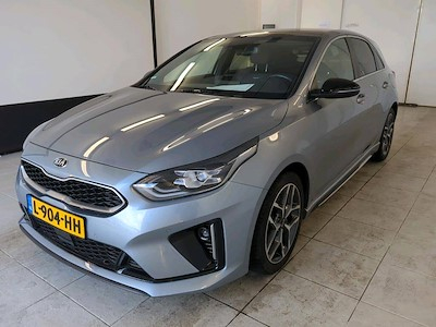 Kaufe KIA Ceed bei Ayvens Carmarket