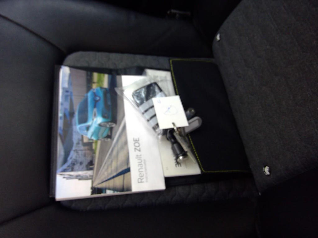 Foto 14 van Renault Zoe