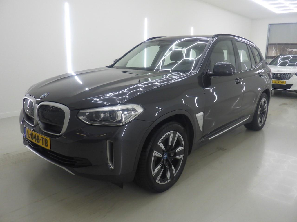 Foto 2 van BMW ix3