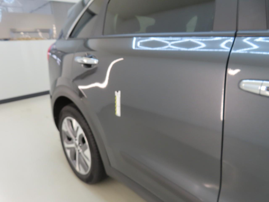 Foto 64 van Kia Niro