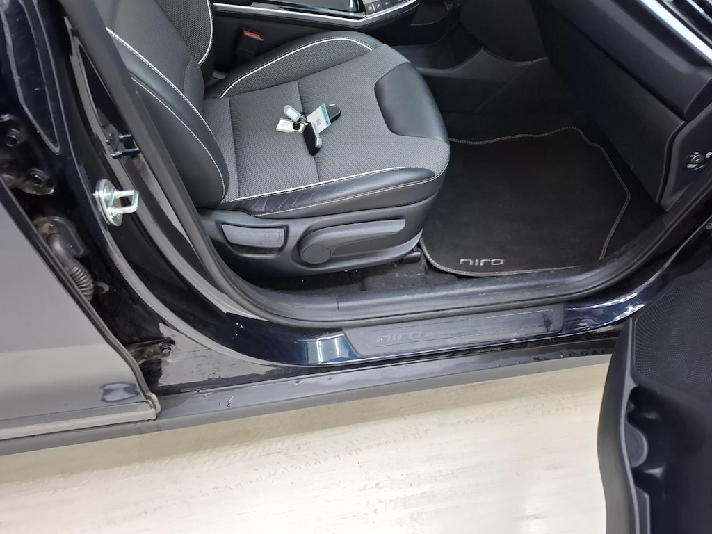 Foto 38 van Kia Niro