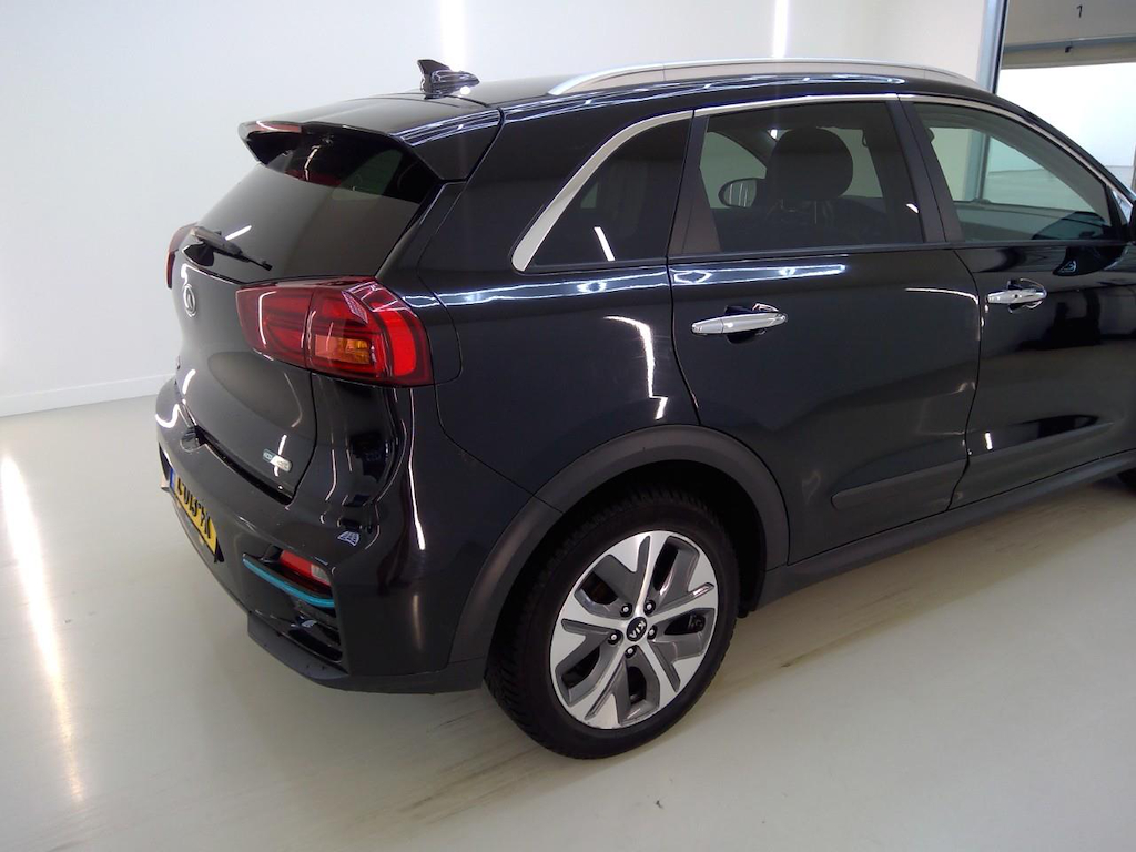 Foto 40 van Kia Niro