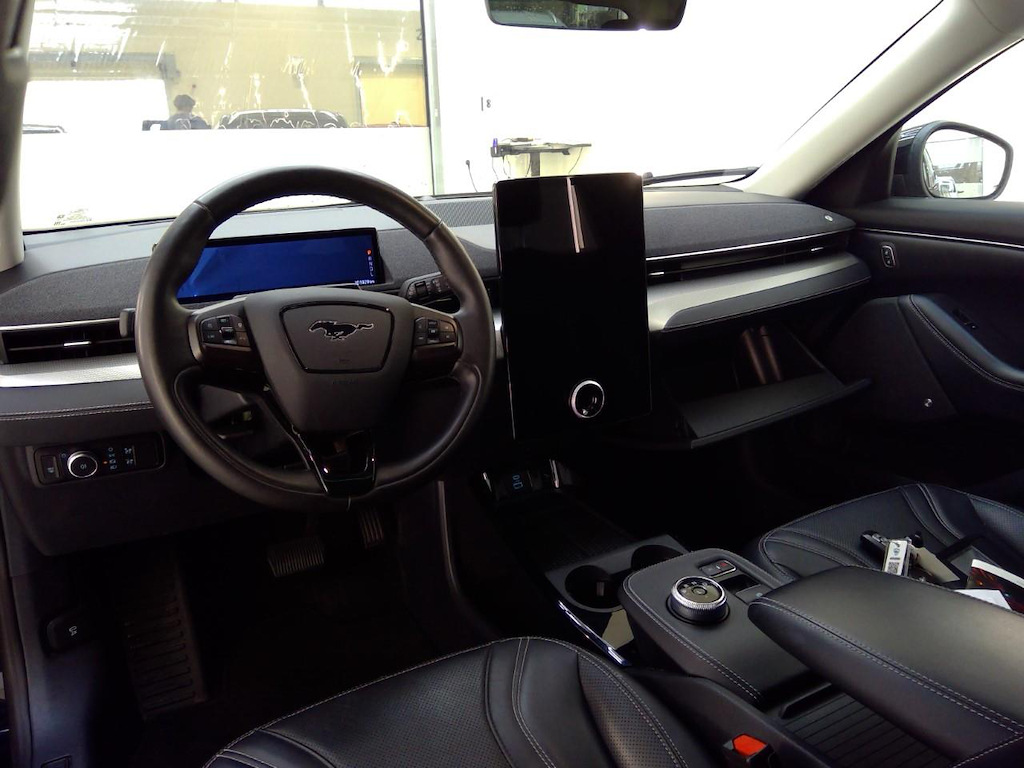 Foto 9 van Ford Mustang