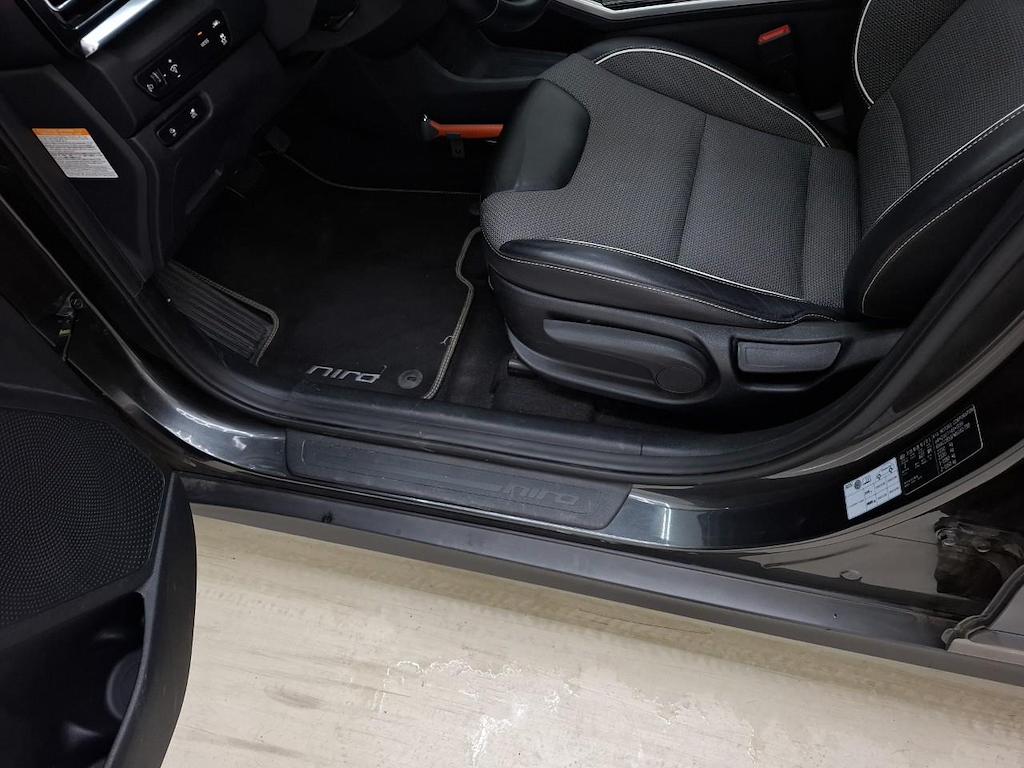 Foto 32 van Kia Niro