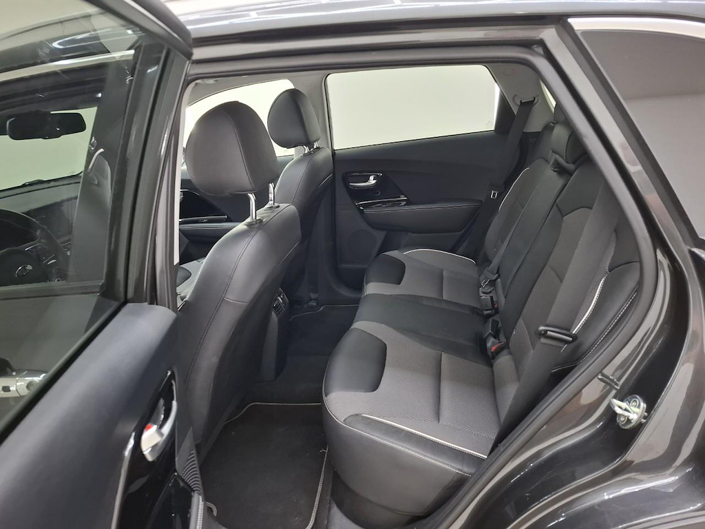 Foto 9 van Kia Niro