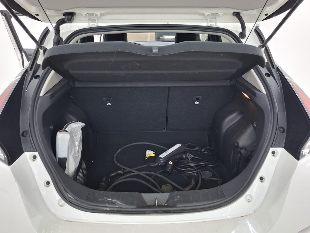 Foto 10 van Nissan Leaf