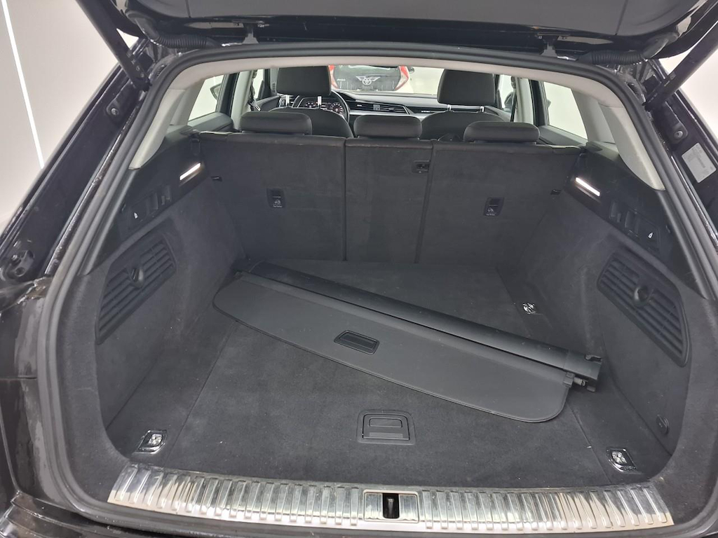 Foto 9 van Audi e-tron