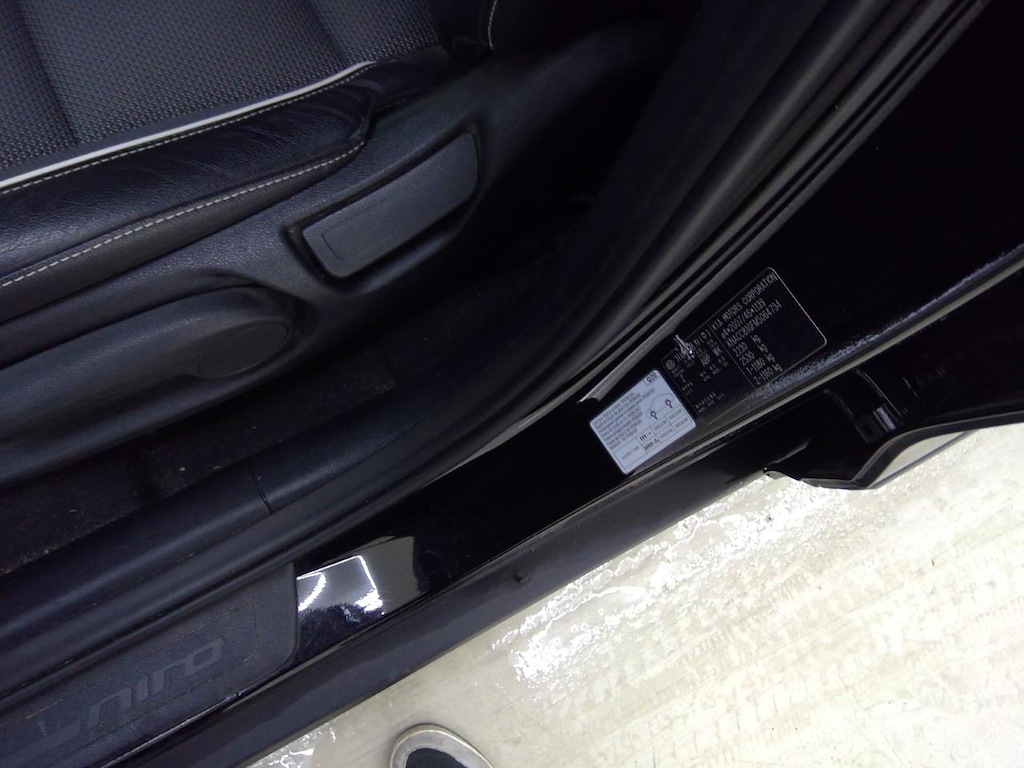 Foto 24 van Kia Niro