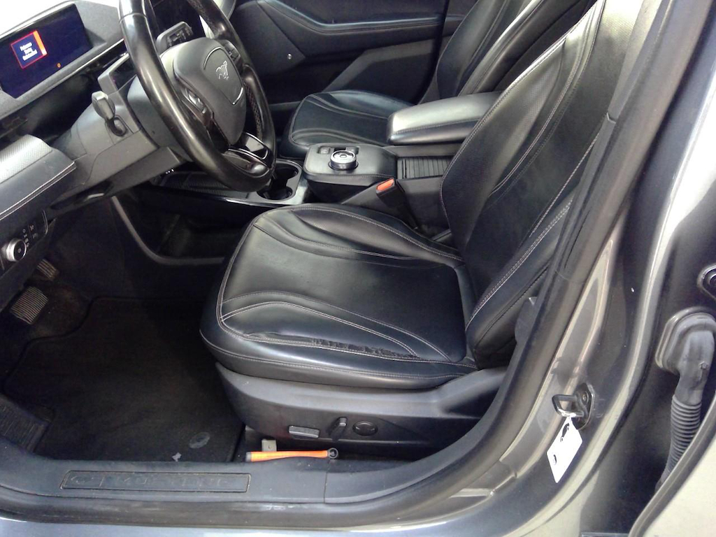 Foto 34 van Ford Mustang