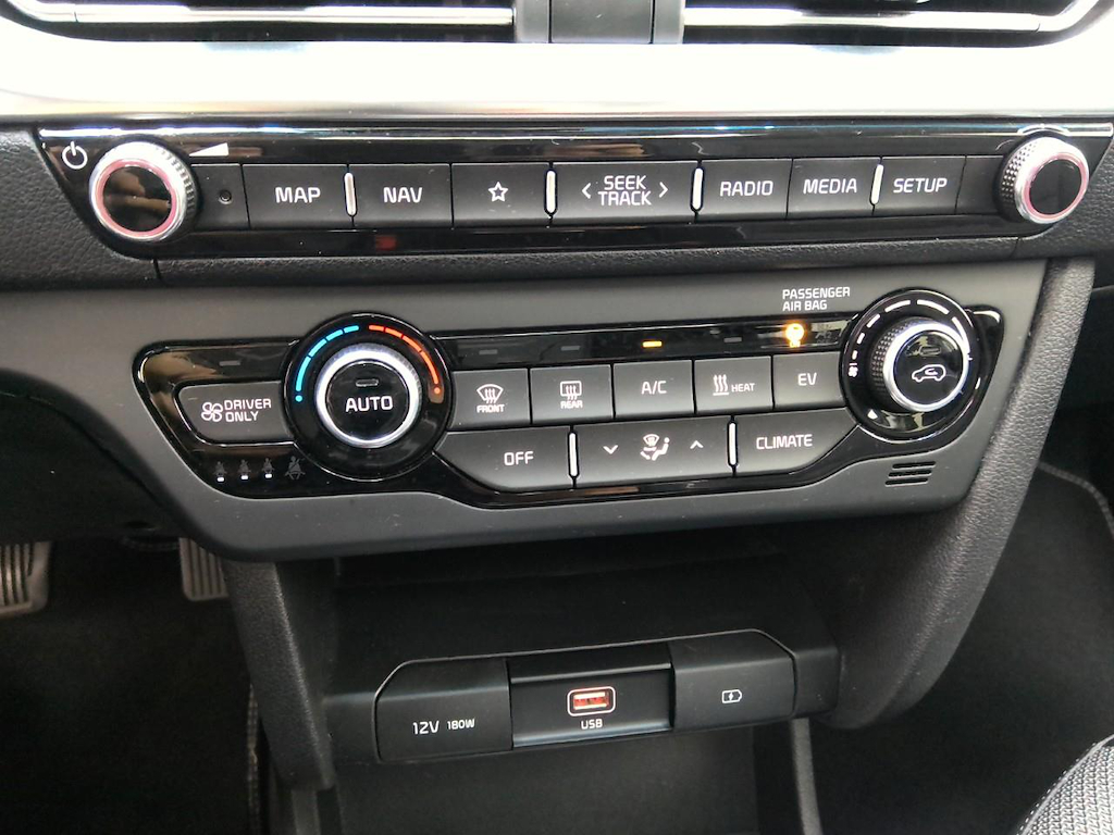 Foto 15 van Kia Niro