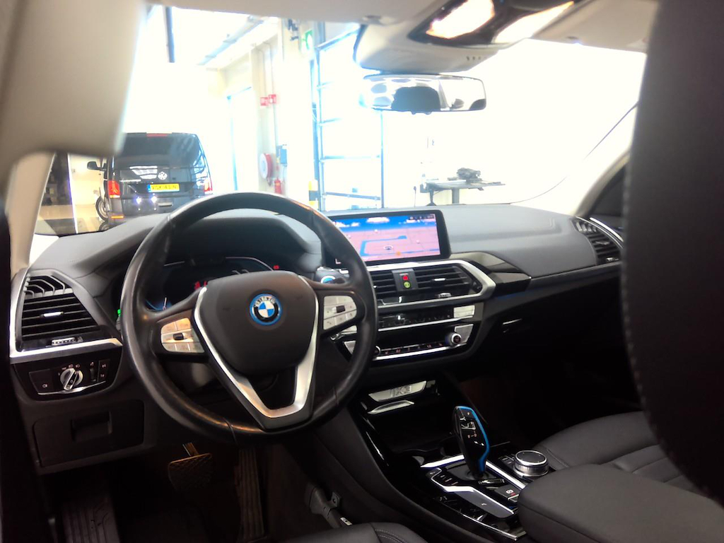 Foto 4 van BMW ix3