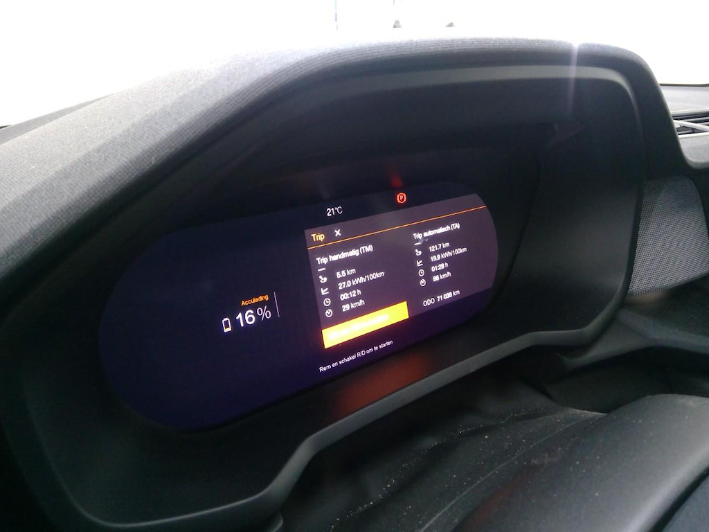 Foto 4 van Polestar 2