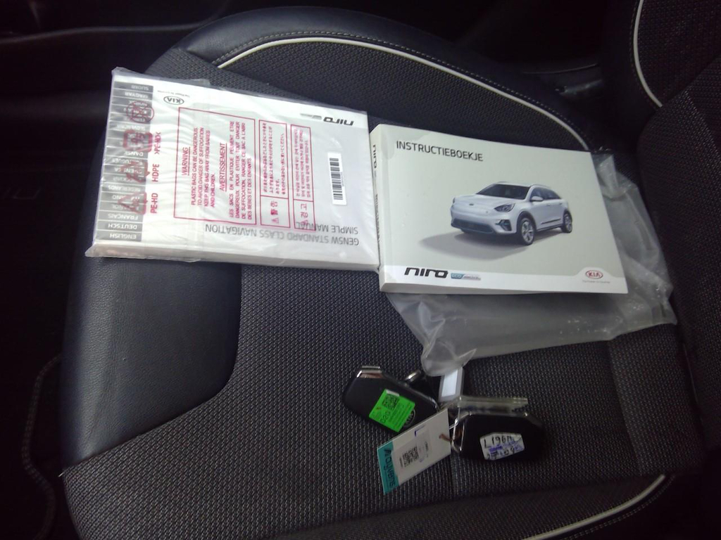 Foto 17 van Kia Niro