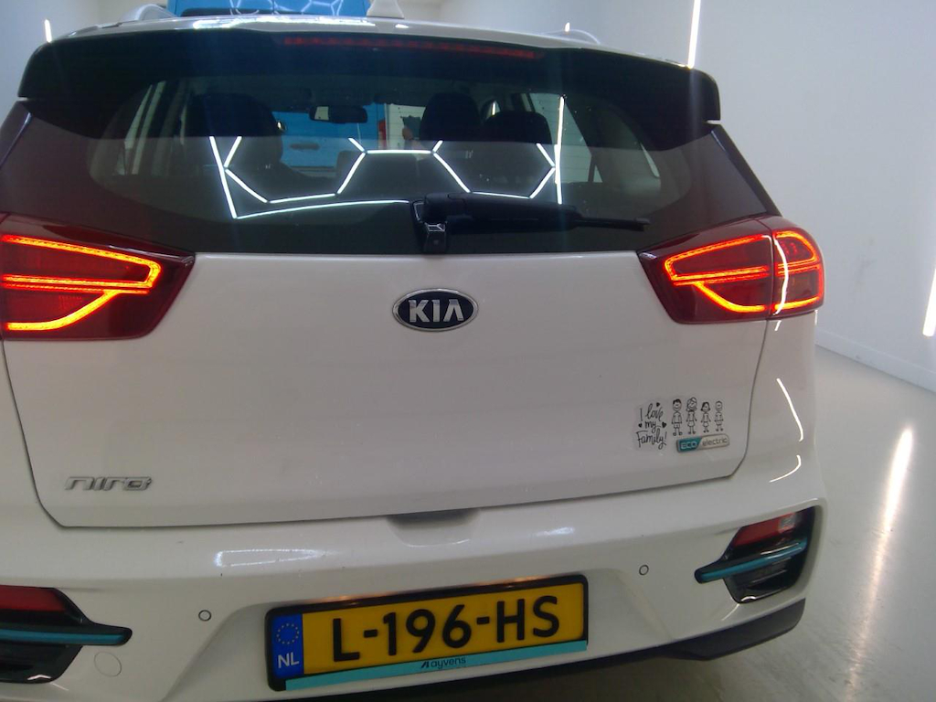 Foto 30 van Kia Niro