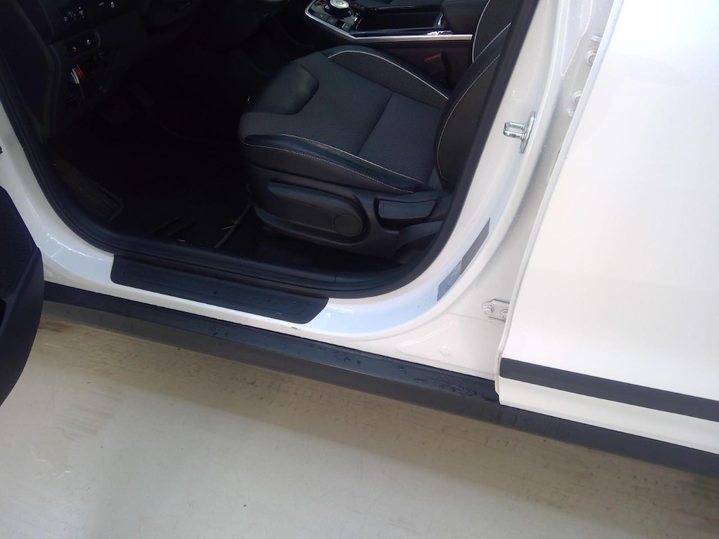 Foto 26 van Kia Niro