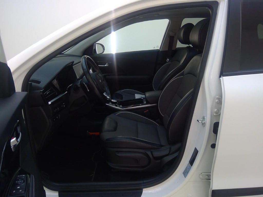 Foto 8 van Kia Niro