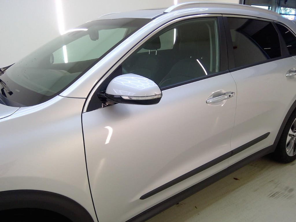 Foto 27 van Kia Niro