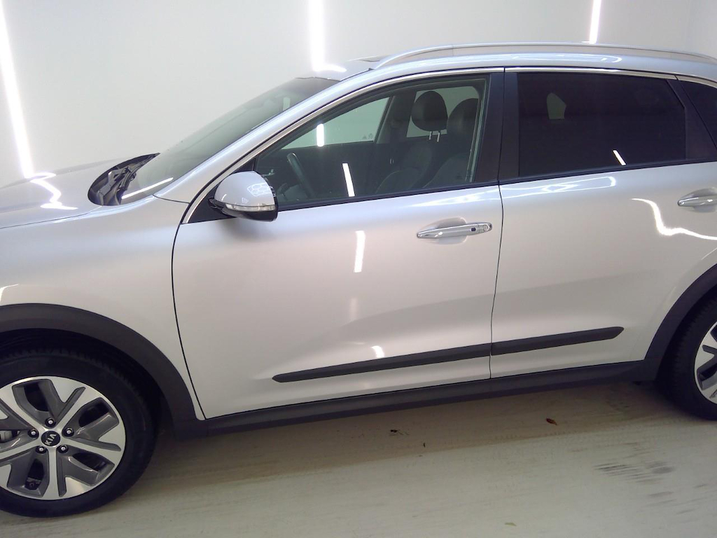Foto 28 van Kia Niro
