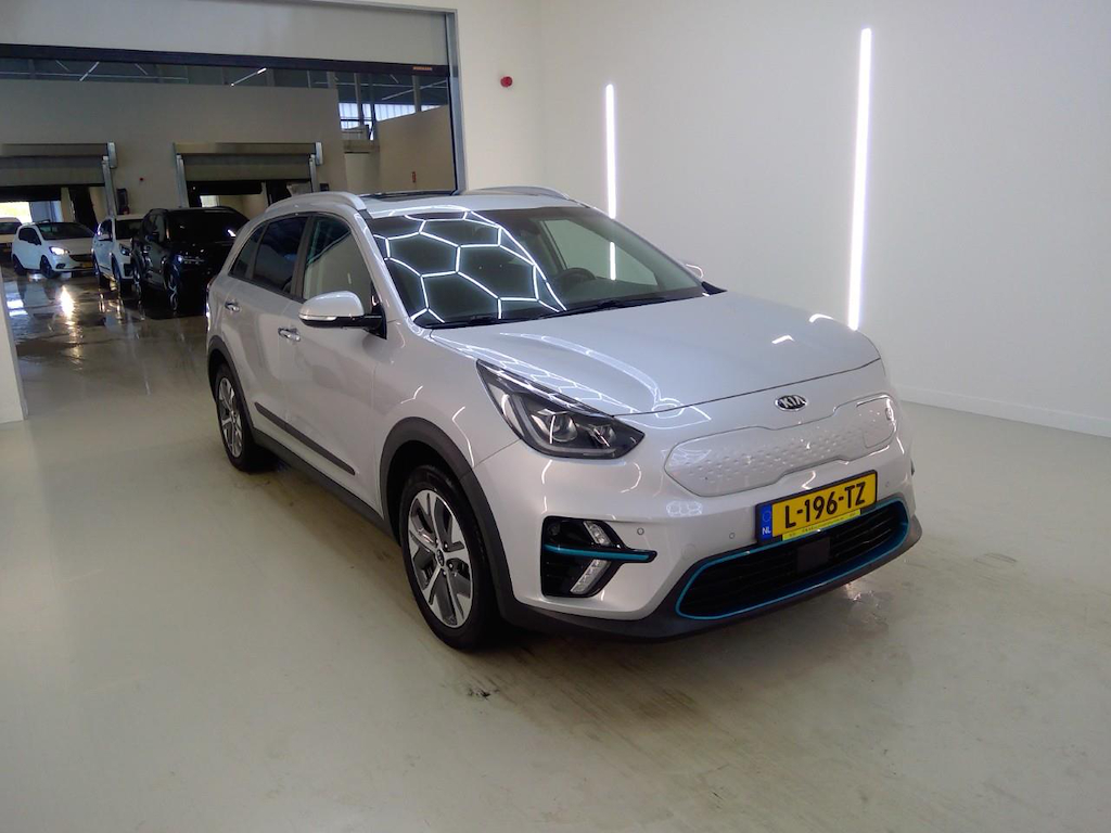 Foto 7 van Kia Niro
