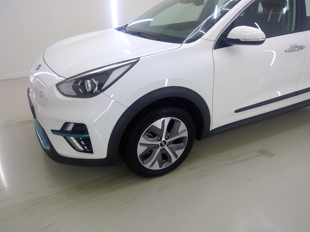 Foto 25 van Kia Niro