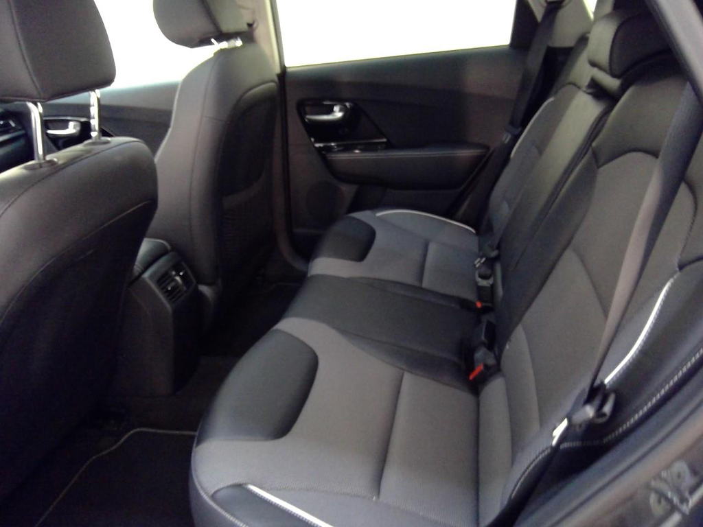 Foto 9 van Kia Niro
