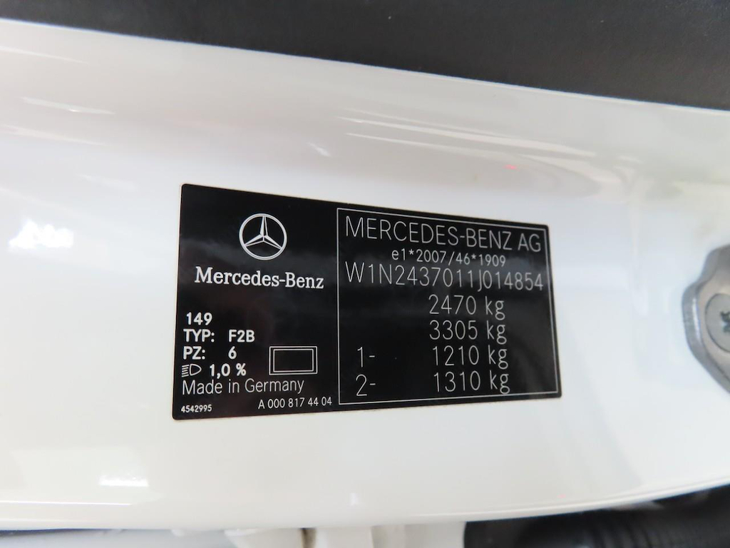 Foto 15 van Mercedes EQA