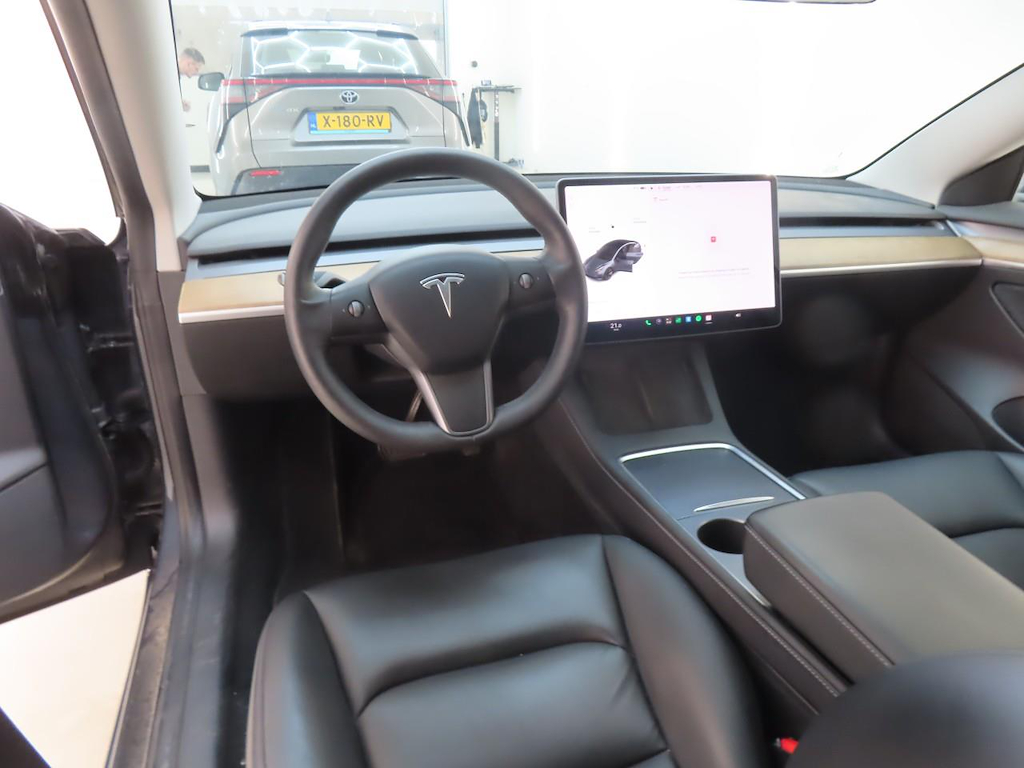 Foto 5 van Tesla Model 3