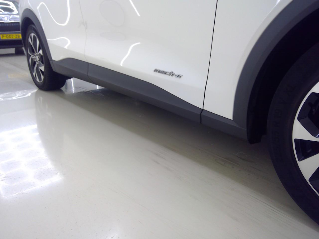 Foto 15 van Ford Mustang