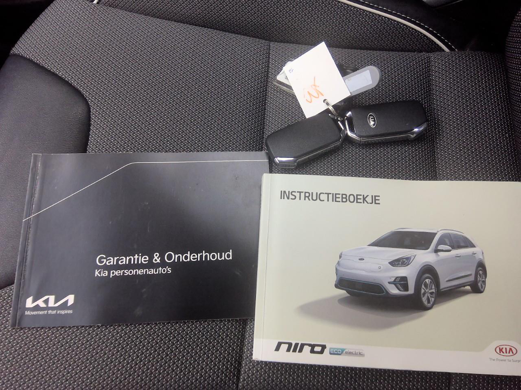 Foto 14 van Kia Niro