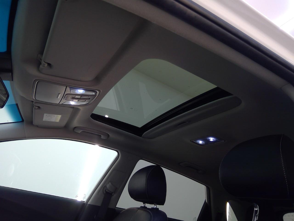 Foto 17 van Kia Niro