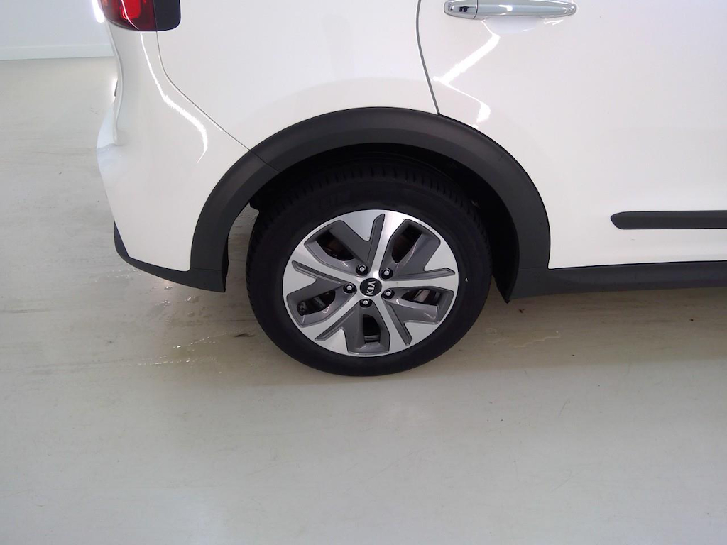 Foto 28 van Kia Niro
