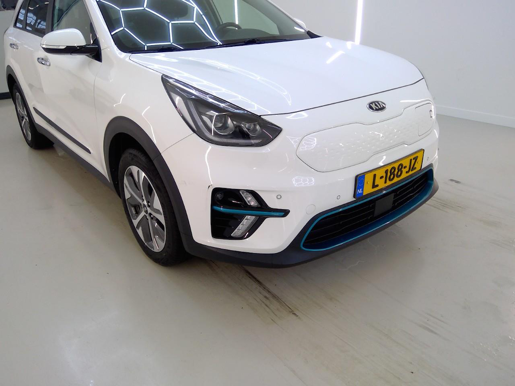 Foto 30 van Kia Niro