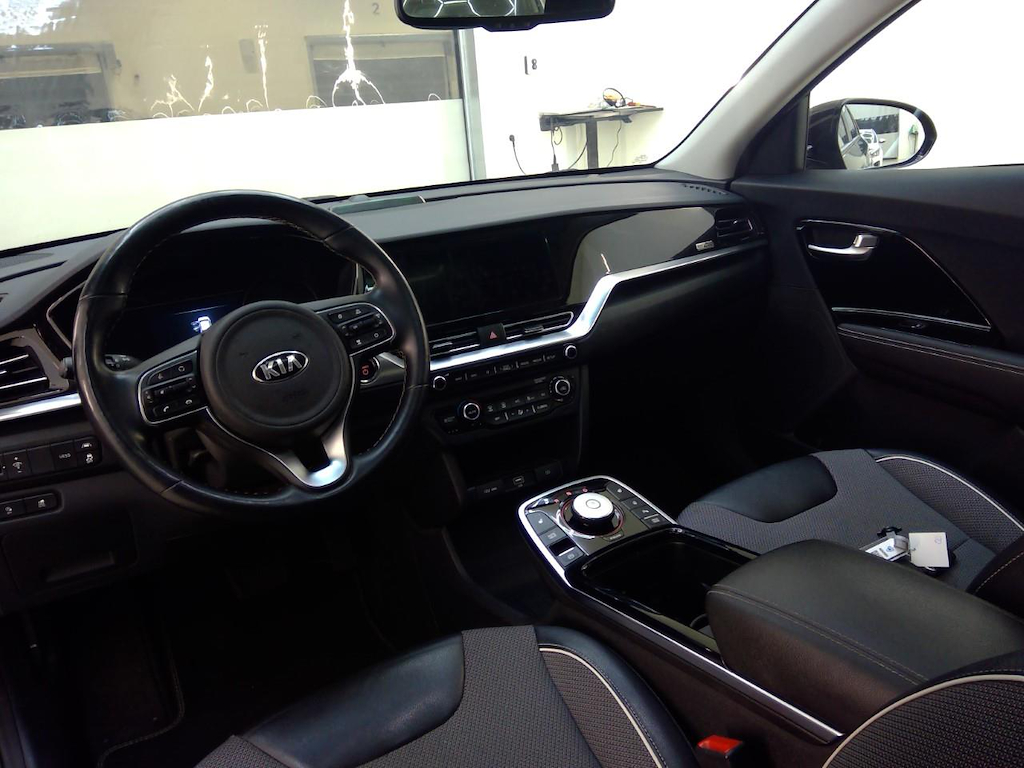 Foto 10 van Kia Niro