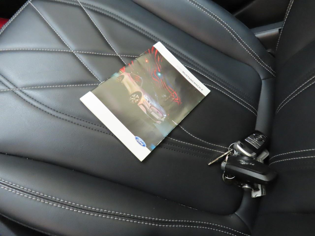 Foto 15 van Ford Mustang