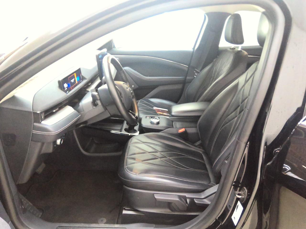 Foto 8 van Ford Mustang