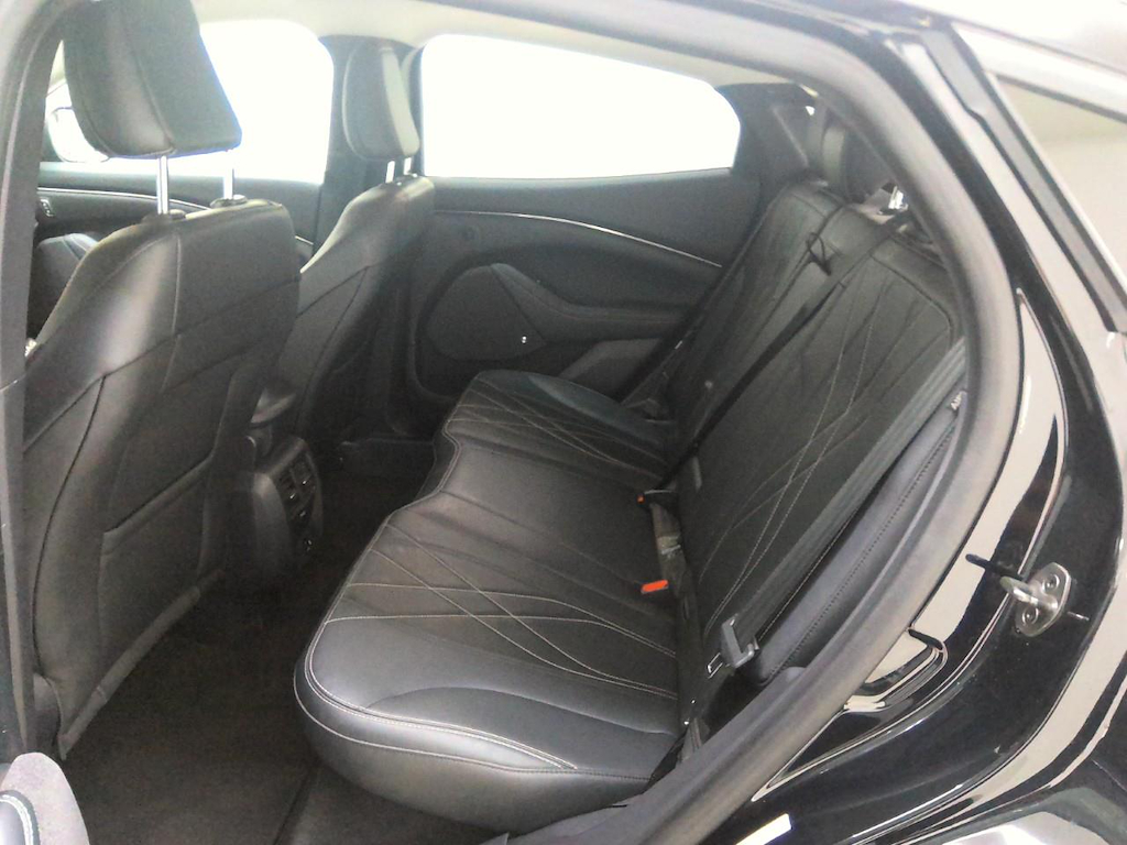 Foto 9 van Ford Mustang