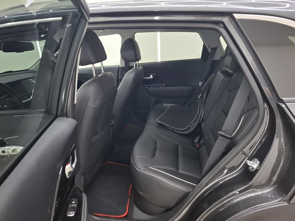 Foto 9 van Kia Niro
