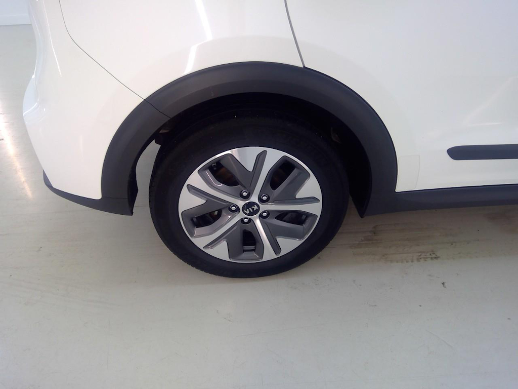 Photo 13 of Kia Niro