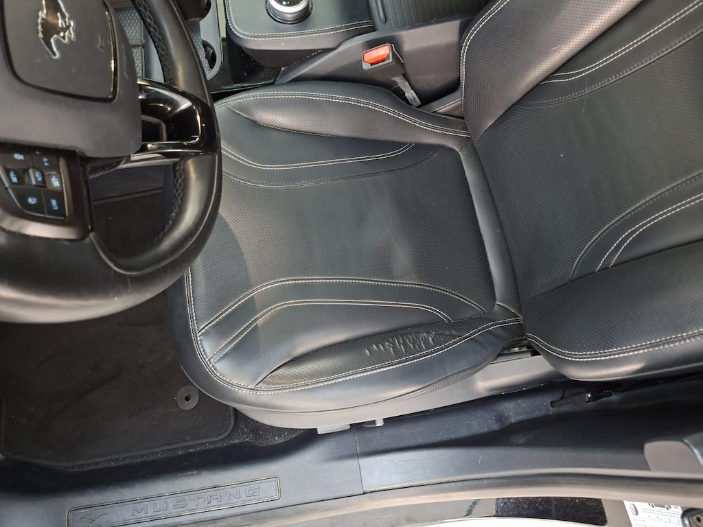 Foto 22 van Ford Mustang