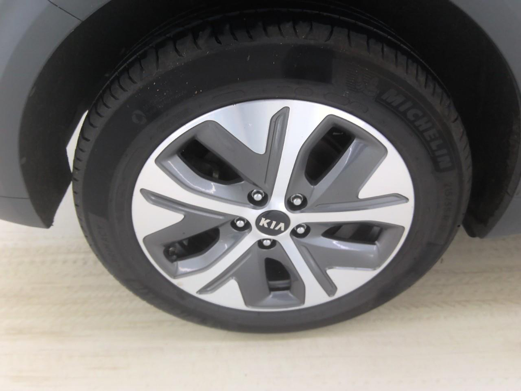 Foto 10 van Kia Niro