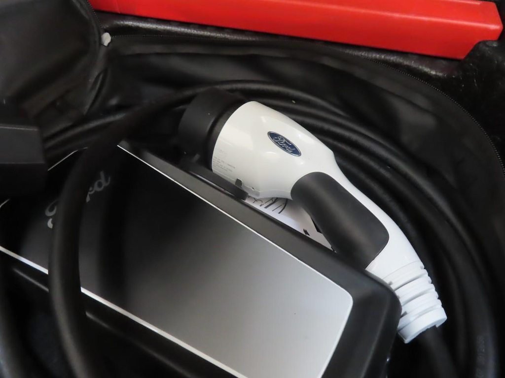 Foto 9 van Ford Mustang