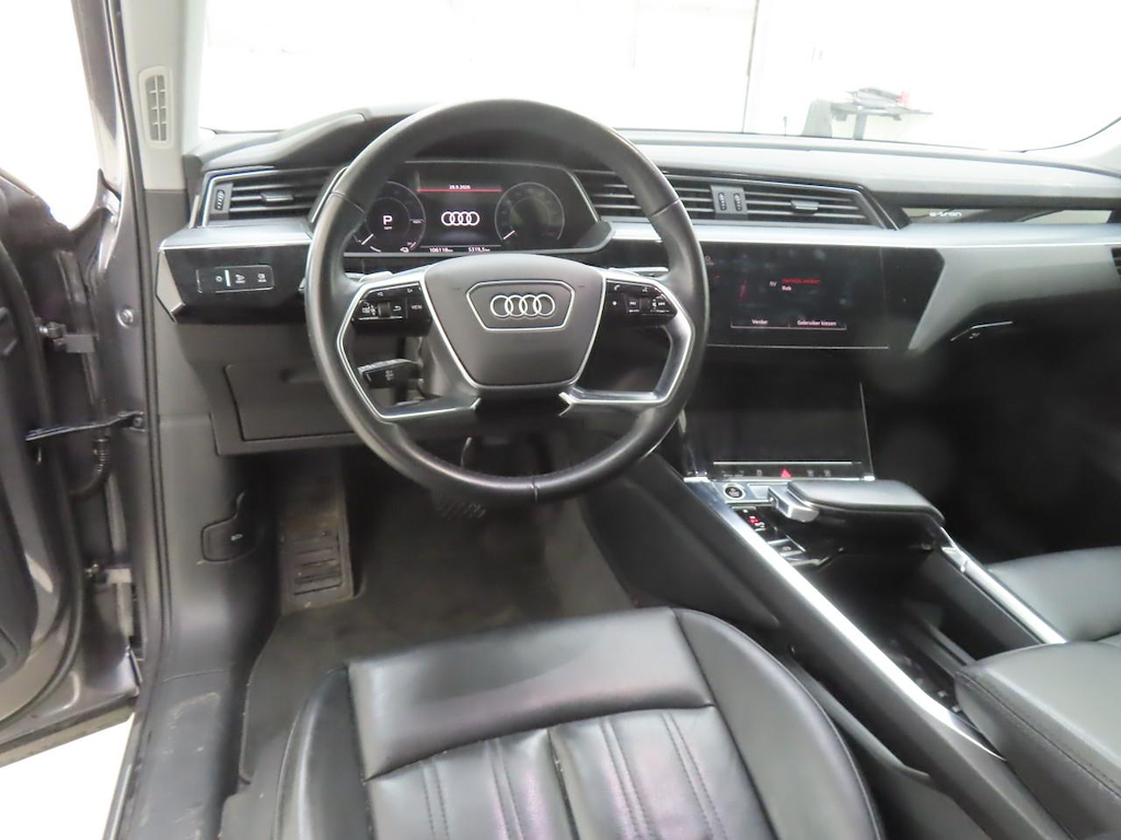 Foto 6 van Audi e-tron