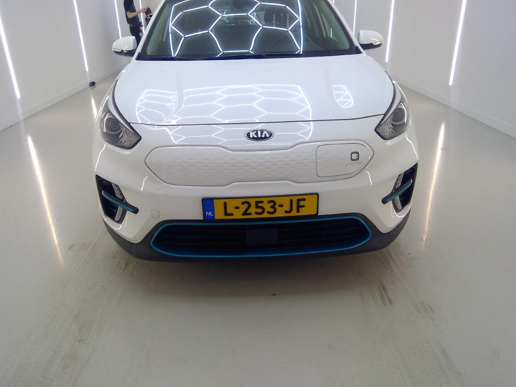 Foto 24 van Kia Niro