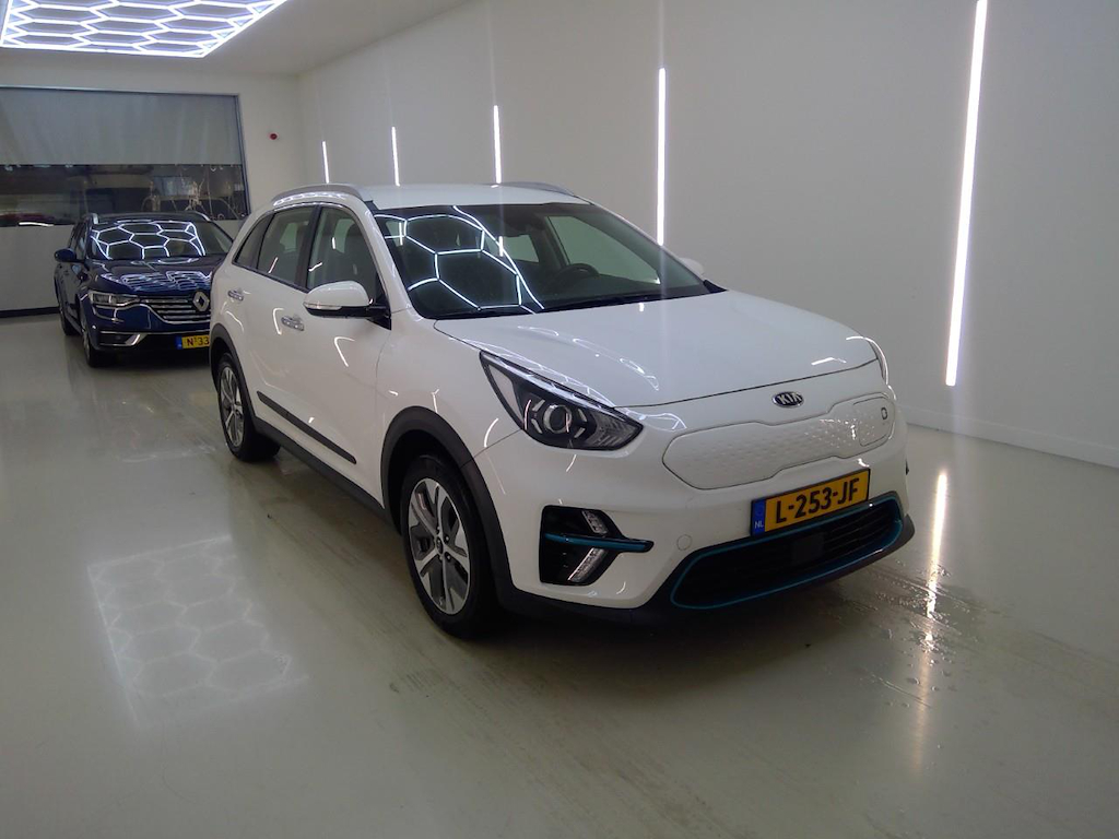 Foto 7 van Kia Niro