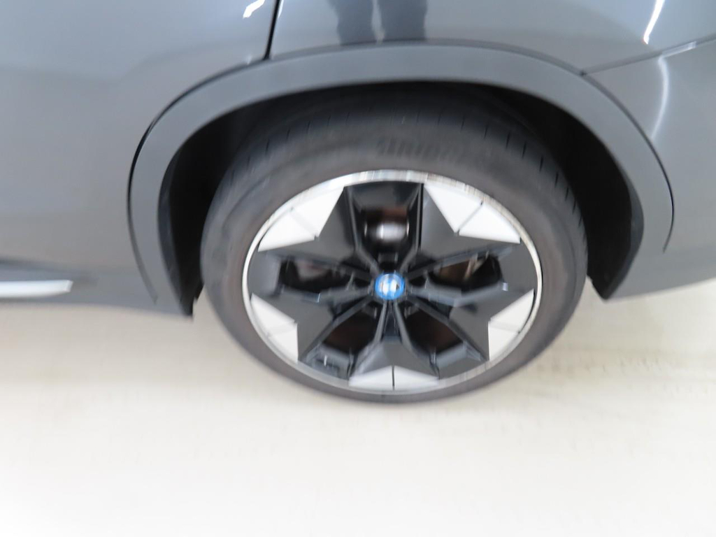 Foto 30 van BMW ix3