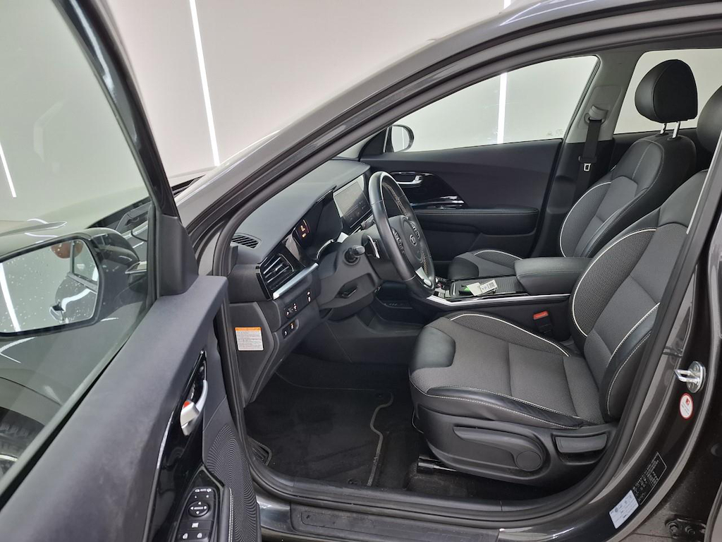 Foto 7 van Kia Niro